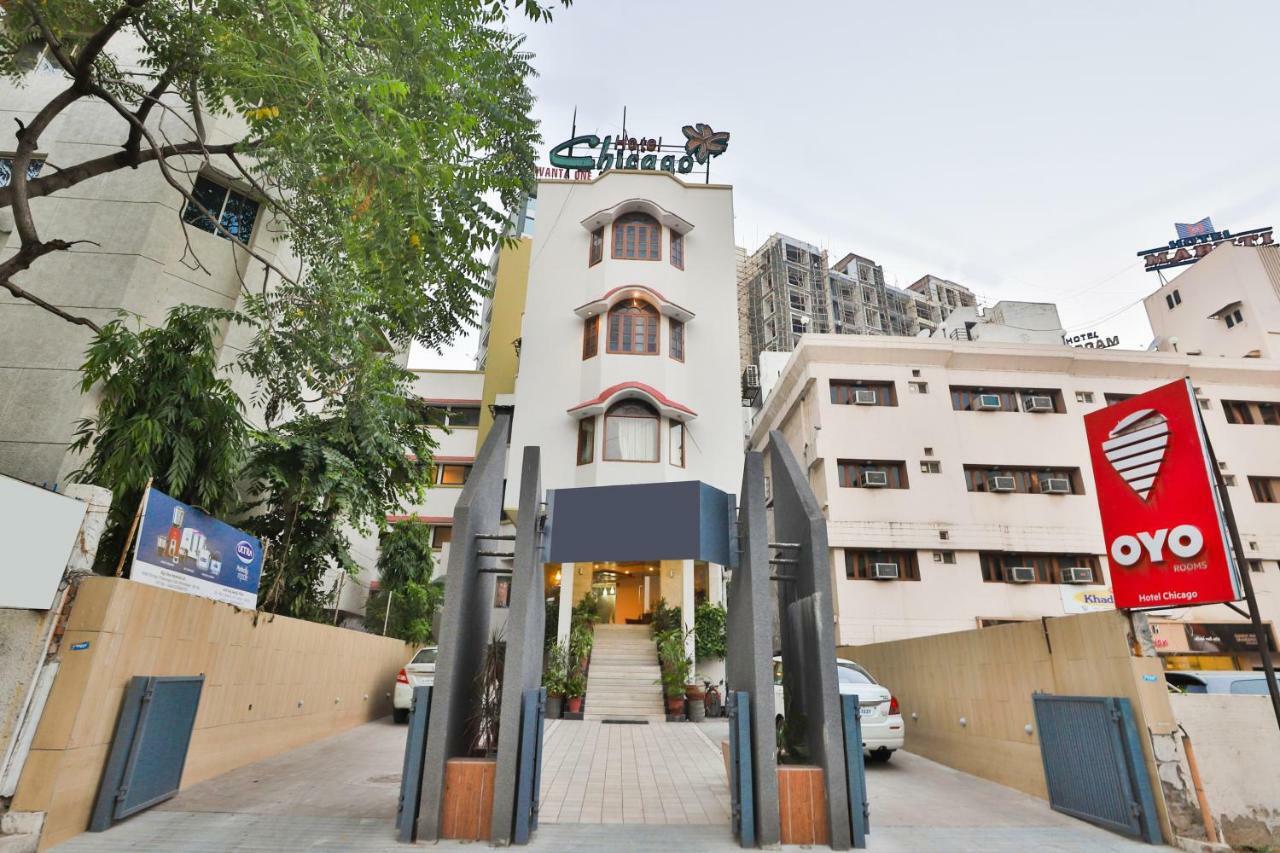 Hotel Chicago Ahmedabad Exterior foto
